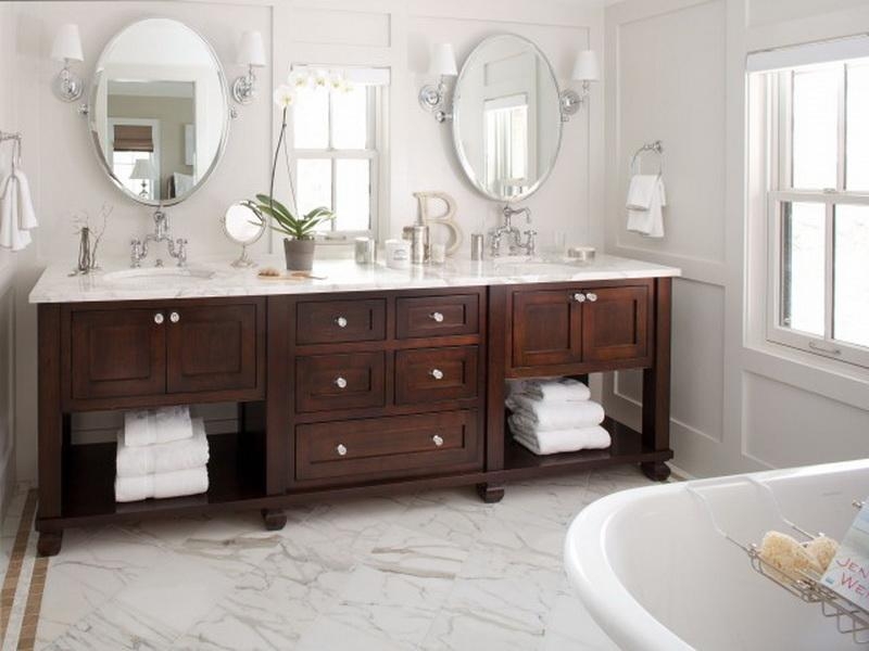 Dress Up Your Bathroom with a New Vanity